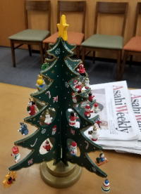英会話スクール小さなクリスマスツリー